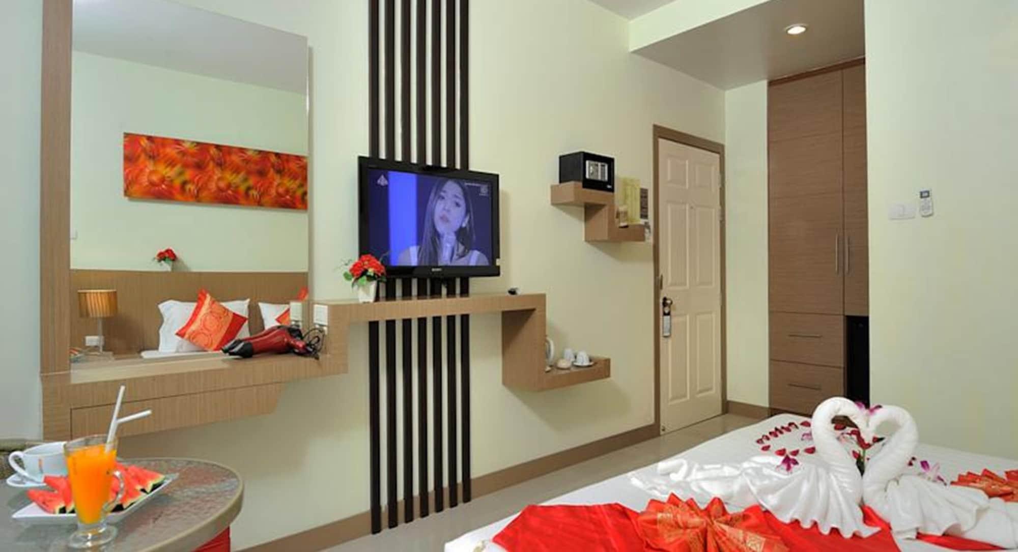 Patong Pimrada Hotel מראה חיצוני תמונה