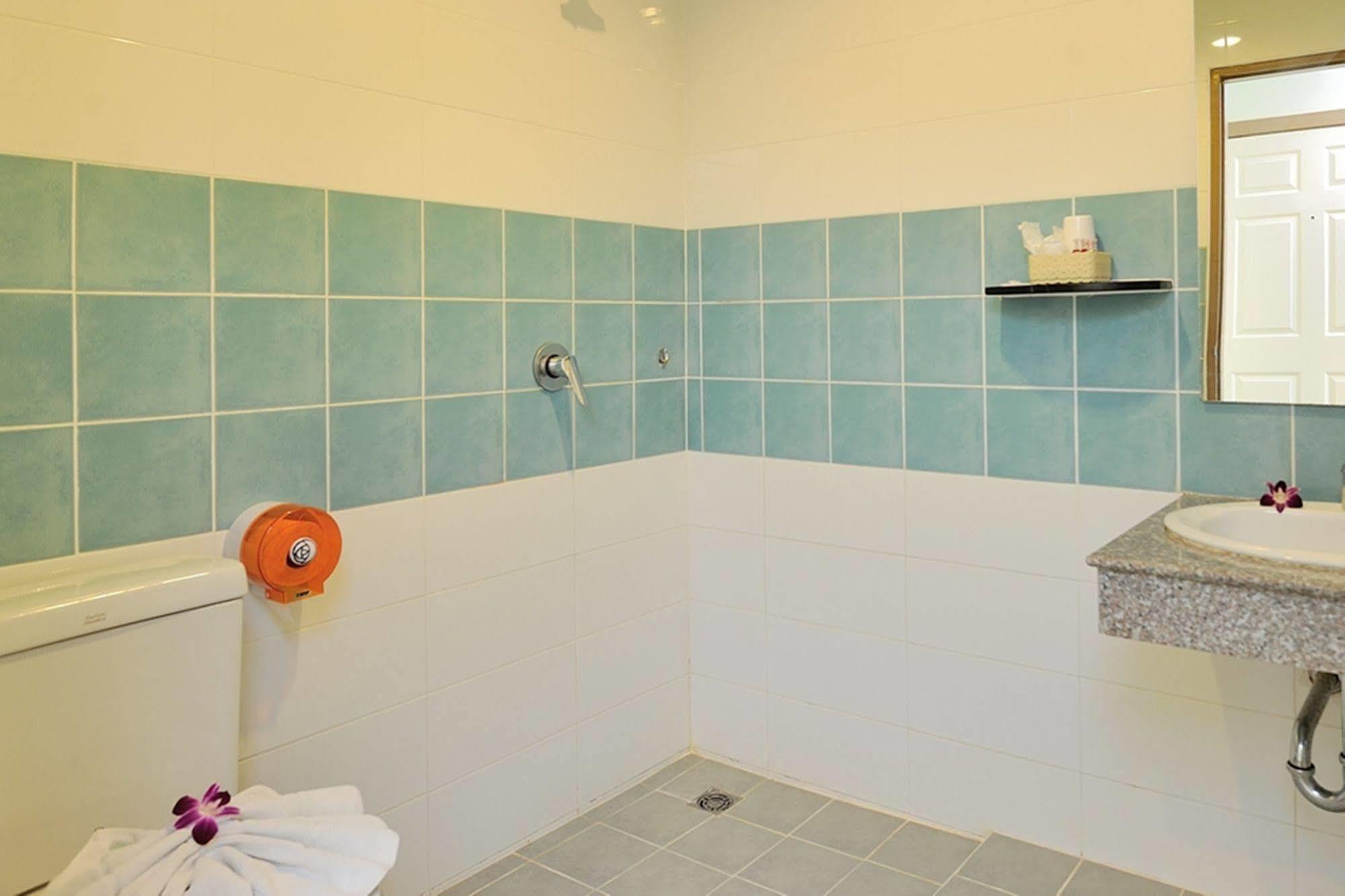Patong Pimrada Hotel מראה חיצוני תמונה